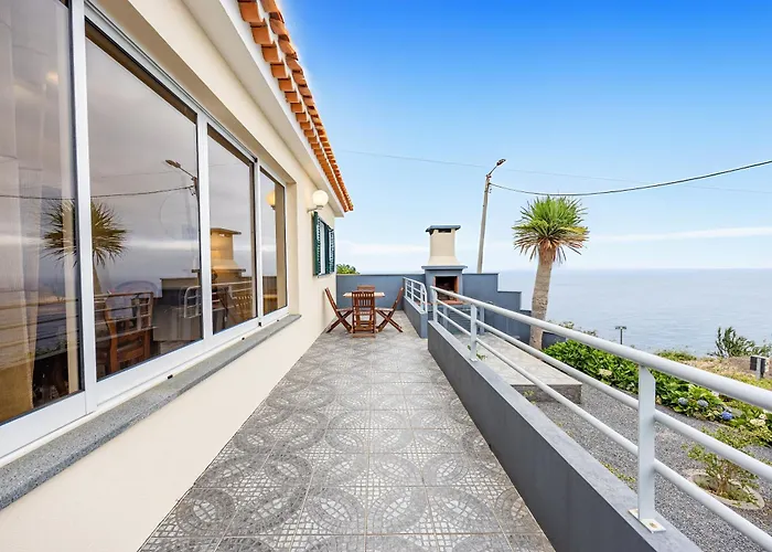 Sky&sea Faial By Your Key