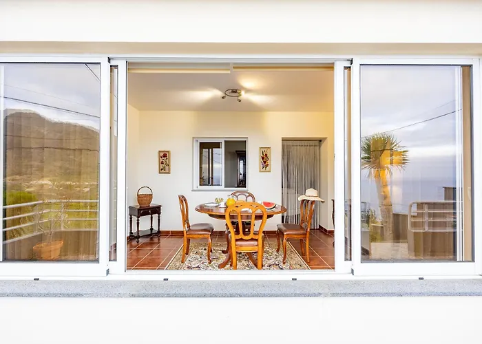 Sky&sea Faial By Your Key Hébergement de vacances *